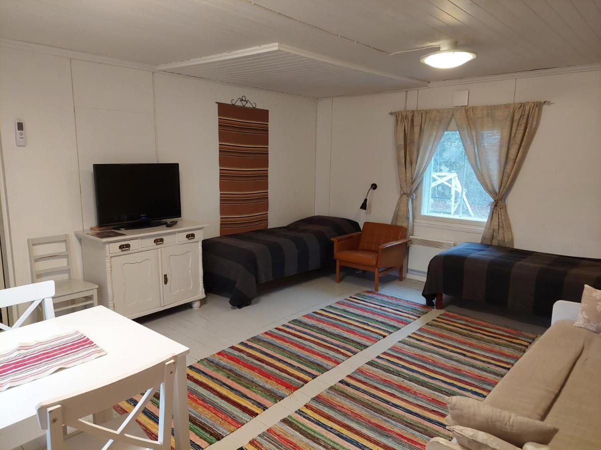 Punavilla Cottage Eura ภายนอก รูปภาพ