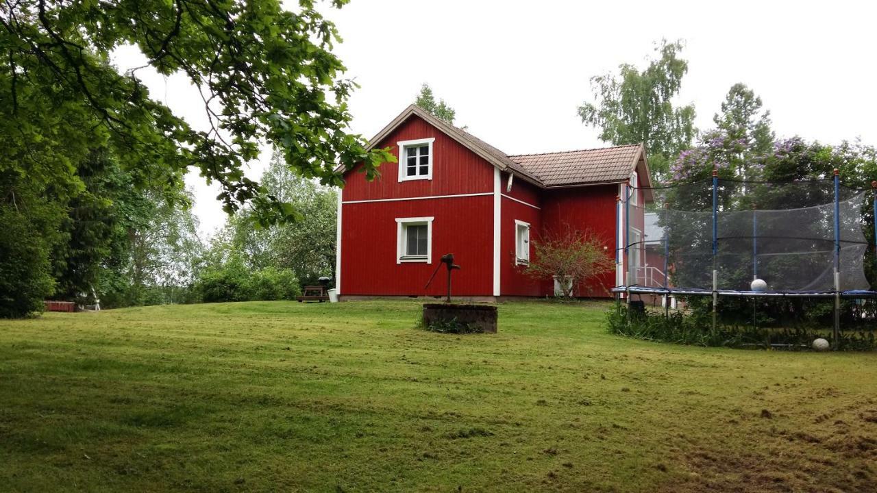 Punavilla Cottage Eura ภายนอก รูปภาพ